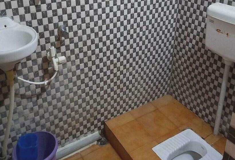 اتاق کلاسیک سه تخته, Oyo 80932 Rr Guest House