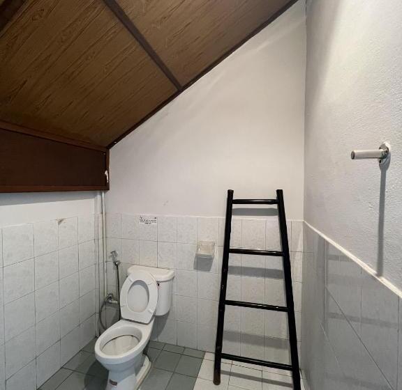 패밀리 방갈로, Pen S Bungalow Koh Phangan