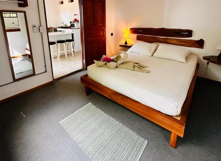 آپارتمان 1 خوابه با تراس, Beach Front Bahia