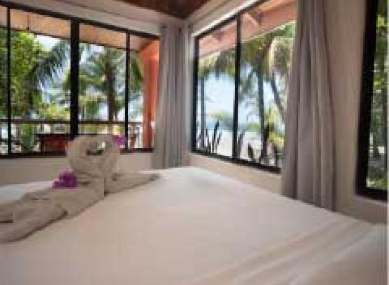 آپارتمان 1 خوابه با تراس, Beach Front Bahia