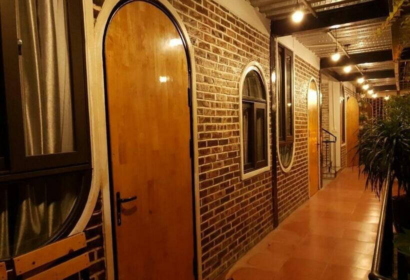 اتاق استاندارد چهار تخته, Tam Coc Brothers Homestay   Ninh Bình