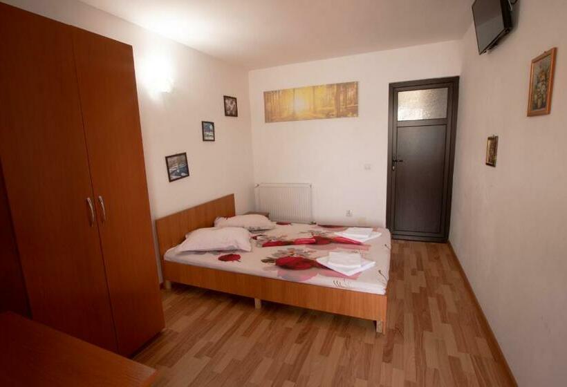 اتاق استاندارد با چشم‌انداز دریاچه, Casa Camelia