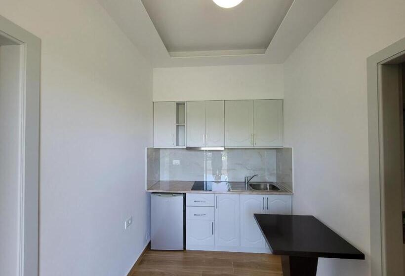 带1个卧室的豪华公寓, Villa Jiota