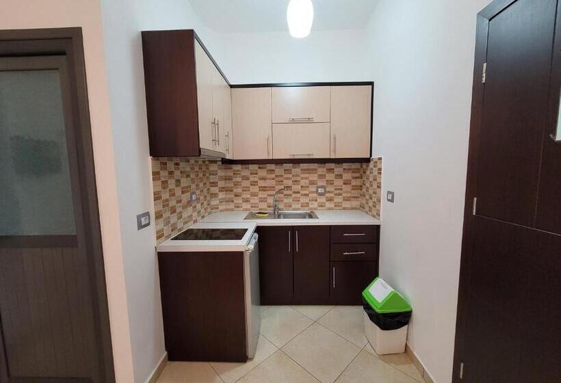 带大床的标准间, Villa Jiota