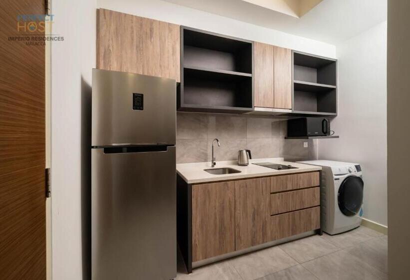 استودیوی استاندارد, Imperio Residence By Perfect Host