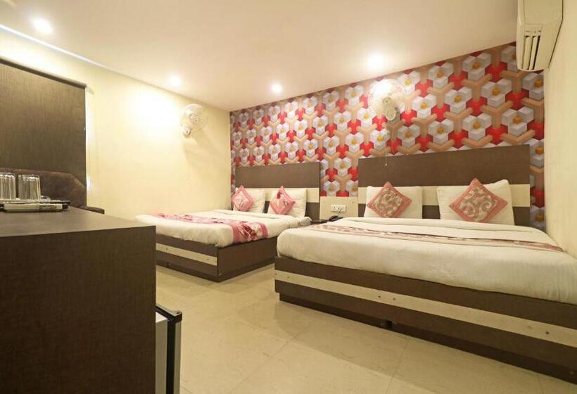 اتاق سوپریور خانوادگی, Kelvish Hotel Delhi Igi Airport