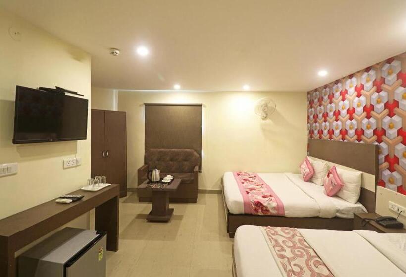 اتاق سوپریور خانوادگی, Kelvish Hotel Delhi Igi Airport