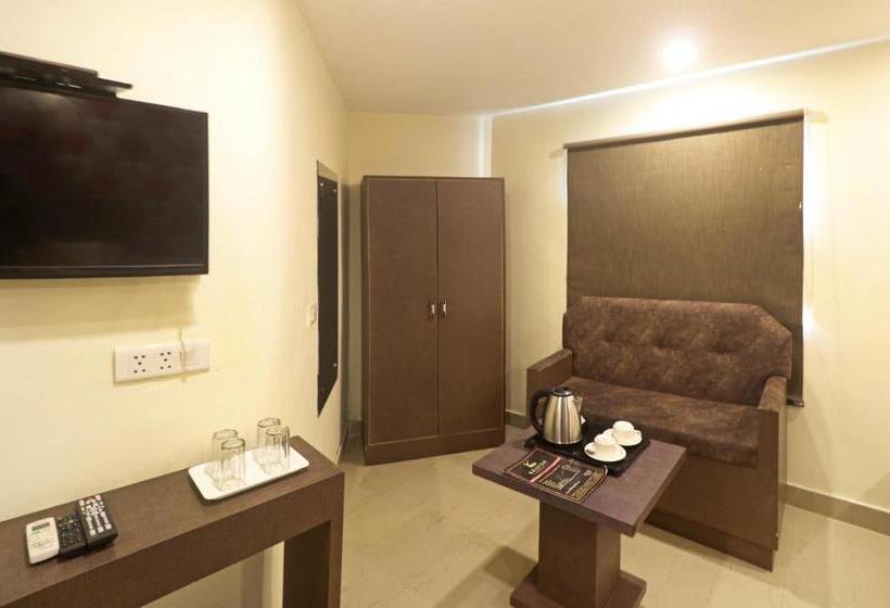 اتاق اجرایی, Kelvish Hotel Delhi Igi Airport