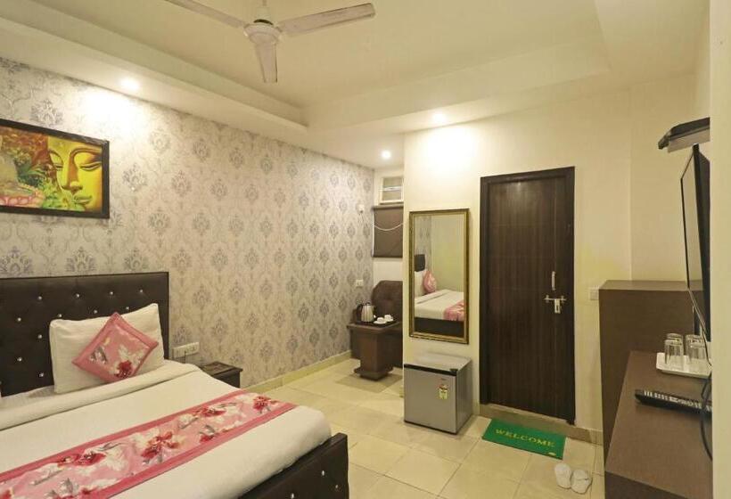 اتاق اجرایی, Kelvish Hotel Delhi Igi Airport