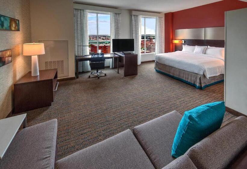带大床的标准工作室, Residence Inn By Marriott Kansas City Downtown/convention Center