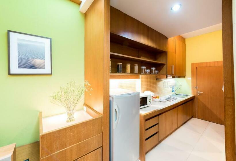 سوییت, Laemtong Serviced Apartment