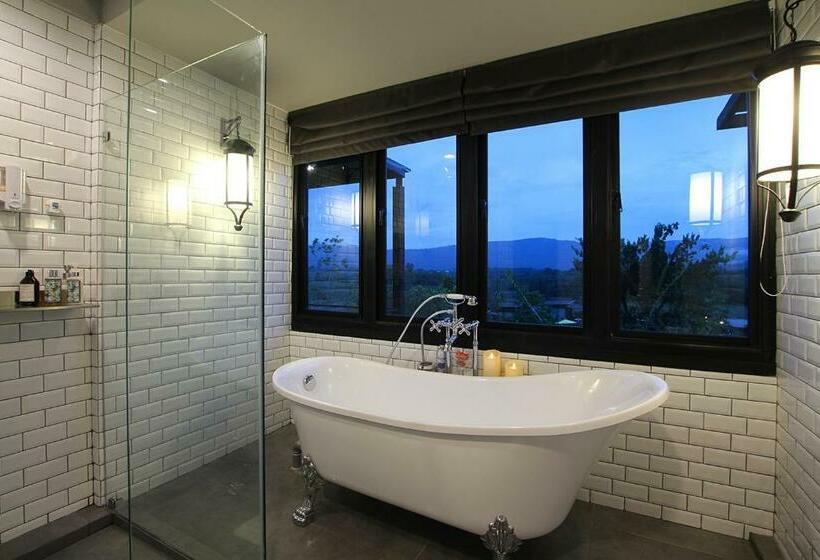 Дом 4 Спальни, Limon Villa Khao Yai By Slh