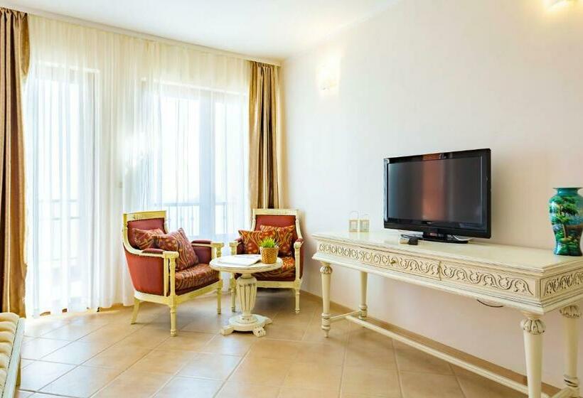 Студия Deluxe, Primea Beach Residence