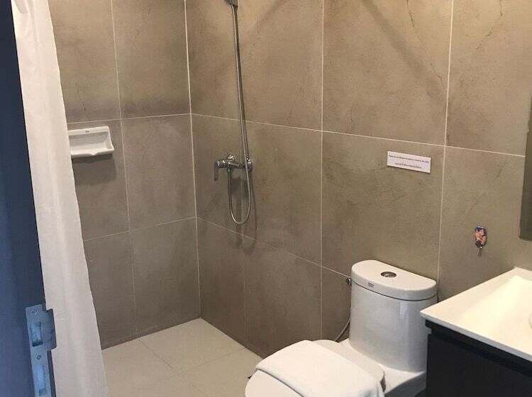 غرفة ديلوكس, The Lai Thai Luxury Condominiums