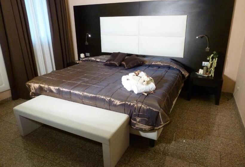 Номер Стандарт Трехместный, Eh Suites Rome Airport Euro House Hotels