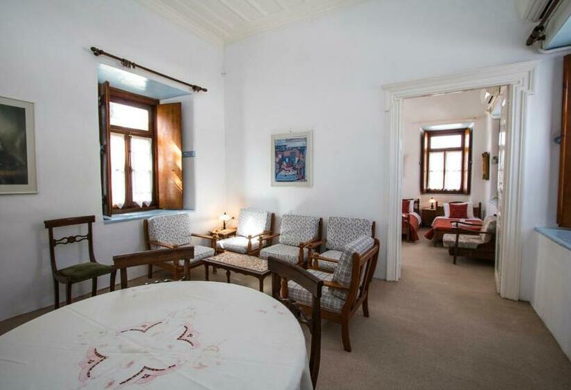 آپارتمان 1 خوابه, Achilleas Pension