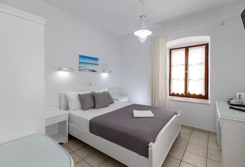اتاق استاندارد, Achilleas Pension