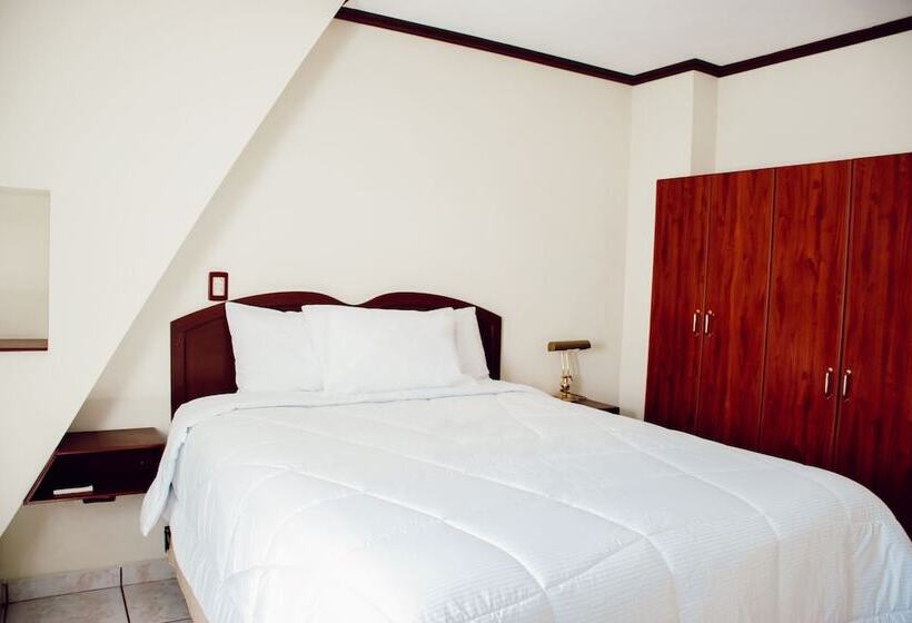 سوییت, Gardenia Inn