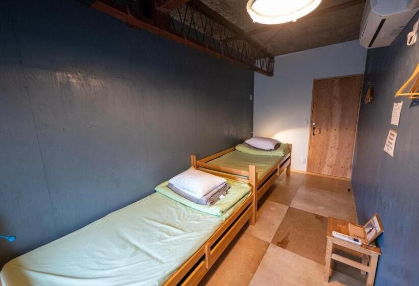 Номер Стандарт, Kamp Houkan Cho Backpacker S Inn & Lounge