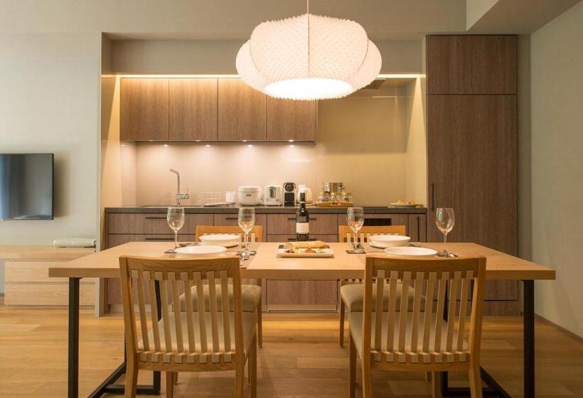 2 Bedroom Apartment with Views, Aya Niseko