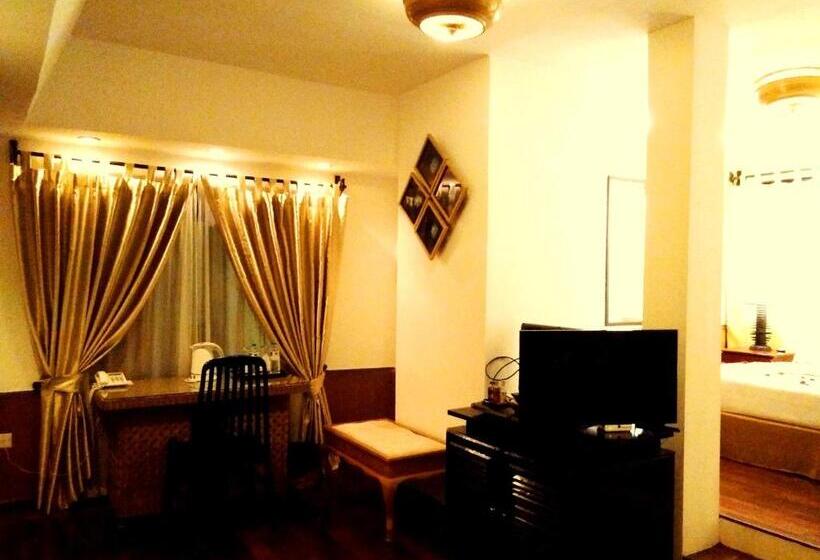 اتاق استاندارد با تخت بزرگ, Emerald Sea Resort