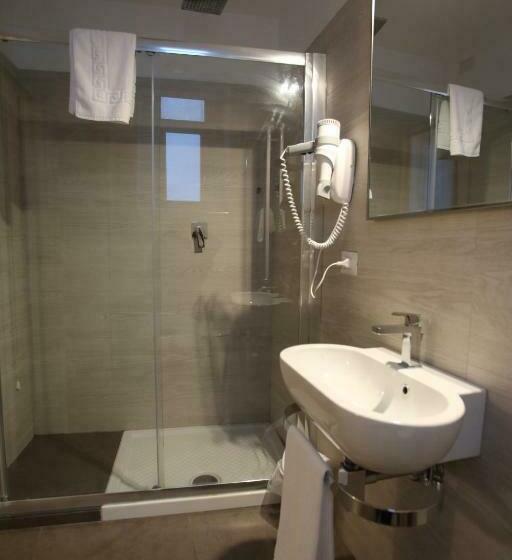 Quarto Deluxe, Eubea