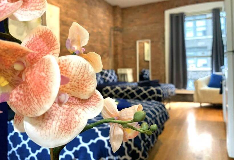 Escritório Estándar, Nyc Empire Apartments