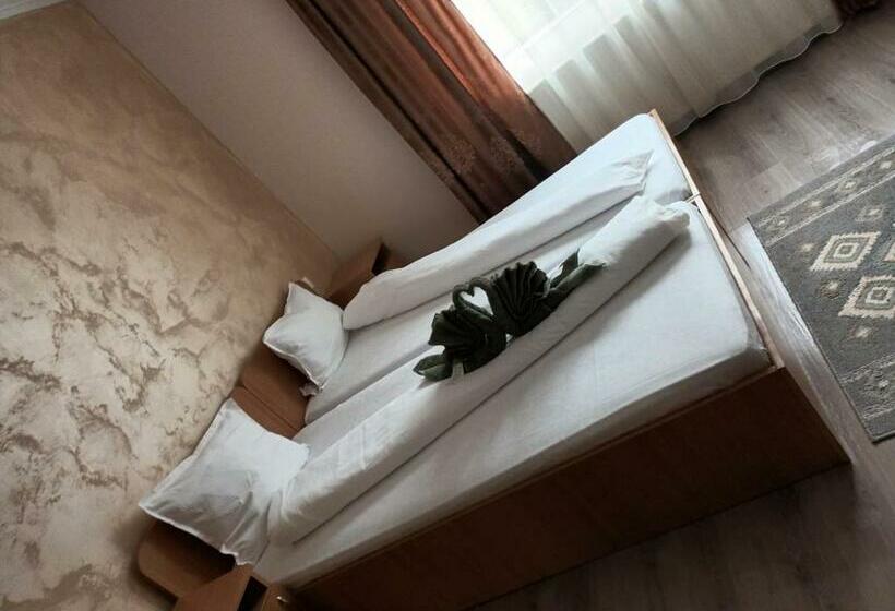 Номер Стандарт Вид на Горы, Casa Peneșel