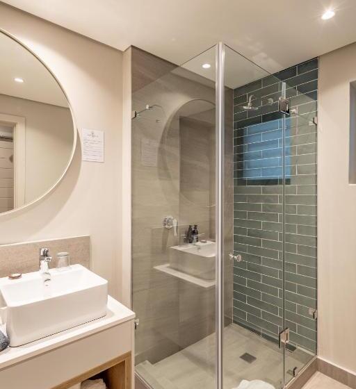 Люкс, Plett Quarter Hotel   Lion Roars Hotels & Lodges