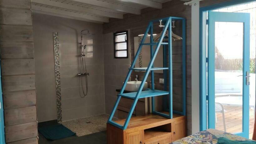 اتاق استاندارد, Les Coulirooms