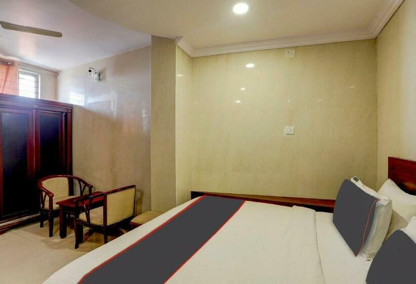 豪华三人间, Capital O Hotel Yuvraj Signature