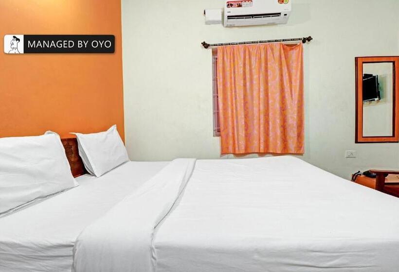 三人经典房间, Oyo Silverkey Executive Stays 81374 Goodstays