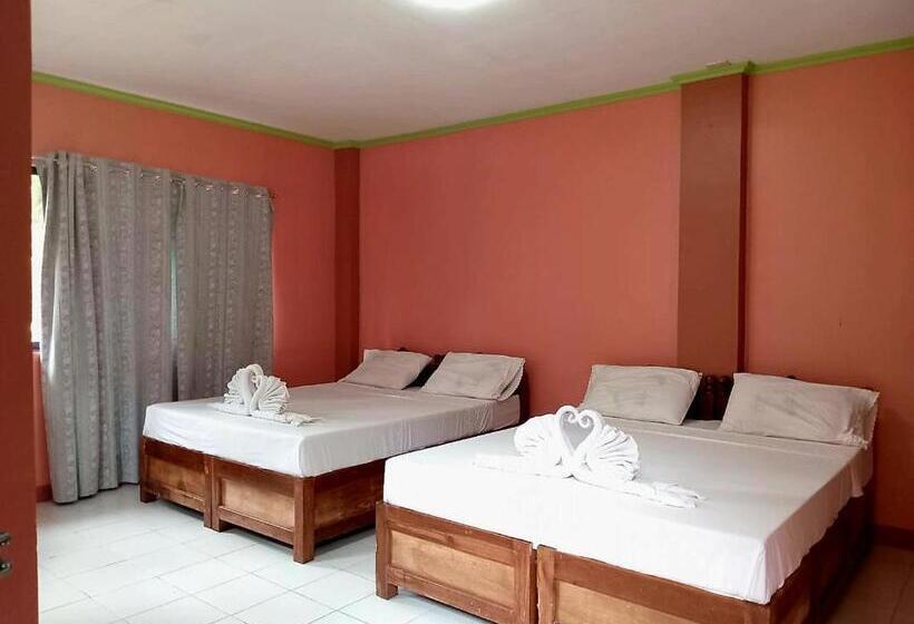 Семейный Номер Deluxe, Aghao Midgreens Resort