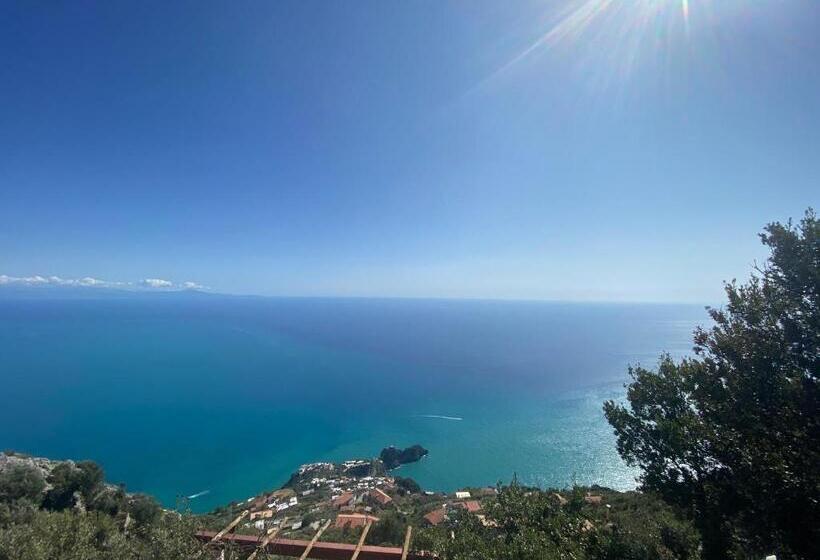 اتاق لوکس با چشم‌انداز دریا, Bed&breakfast Miramare