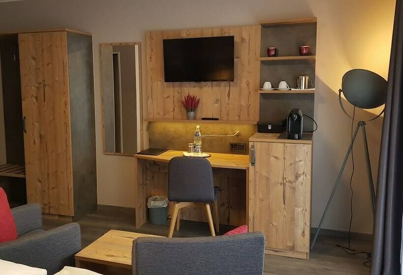 Номер Стандарт, Restaurant Zur Linde