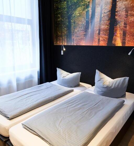 اتاق خانوادگی, Novitel Hotel Kirchheim   München Messe