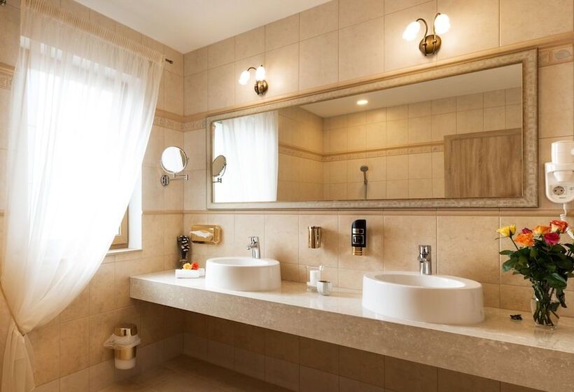 Family Suite, Rebstock