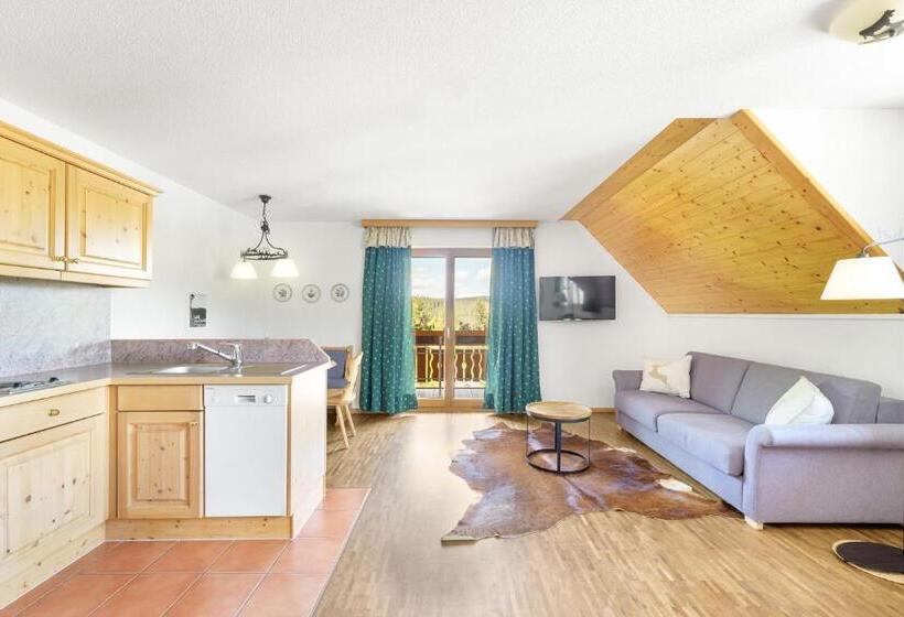 Family Suite, Schlehdorn