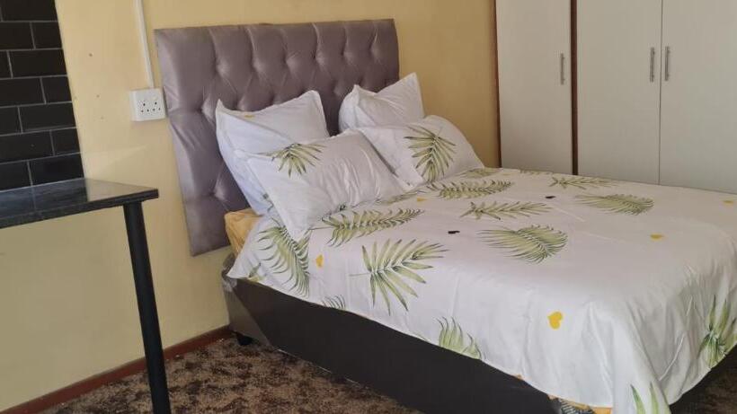 Номер Стандарт, Ojong S Court Kraaifontein