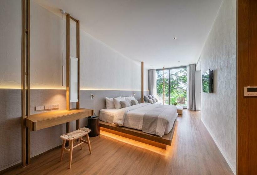 Номер Стандарт Вид на Бассейн, Riva Vista Riverfront Resort Chiangrai