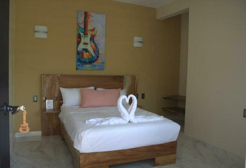 اتاق استاندارد, Guitarra Inn