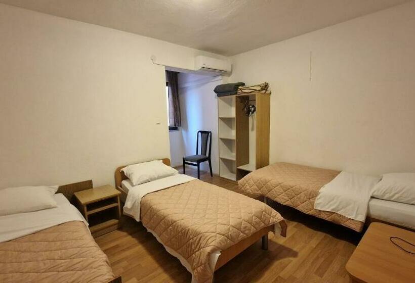 اتاق کلاسیک سه تخته, Rooms Vinko, Međugorje