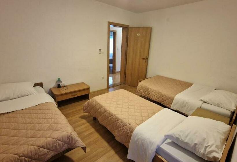 اتاق کلاسیک سه تخته, Rooms Vinko, Međugorje