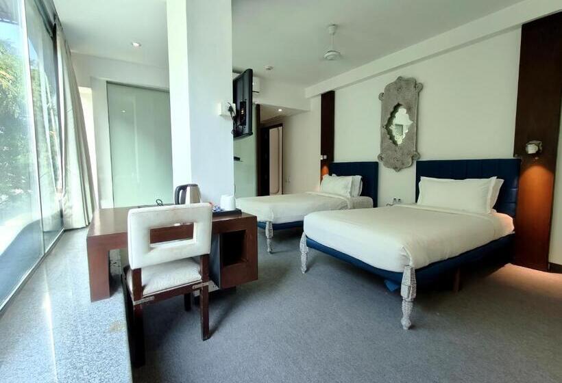 חדר סטנדרט, The Sky Imperial Hotel Yahvi