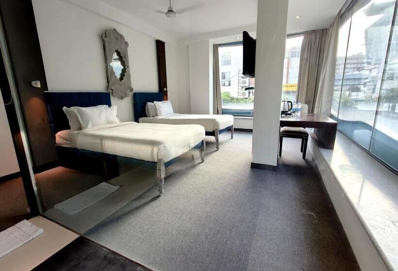חדר סטנדרט, The Sky Imperial Hotel Yahvi