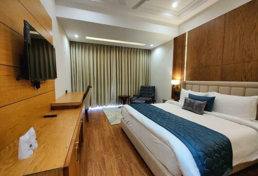 Стандартный Номер Кровать Кинг, Kaithal Resort   Kasauli