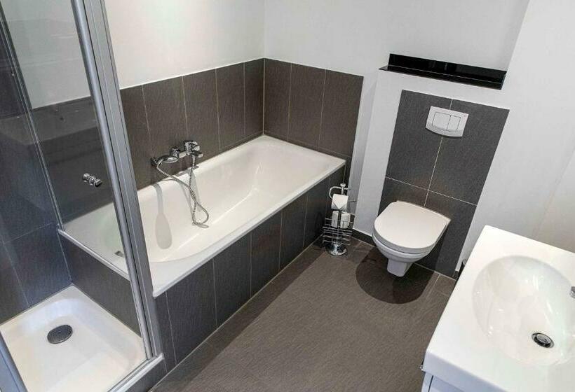 Апартаменты Superior 1 Спальня, Luxx City Apartments