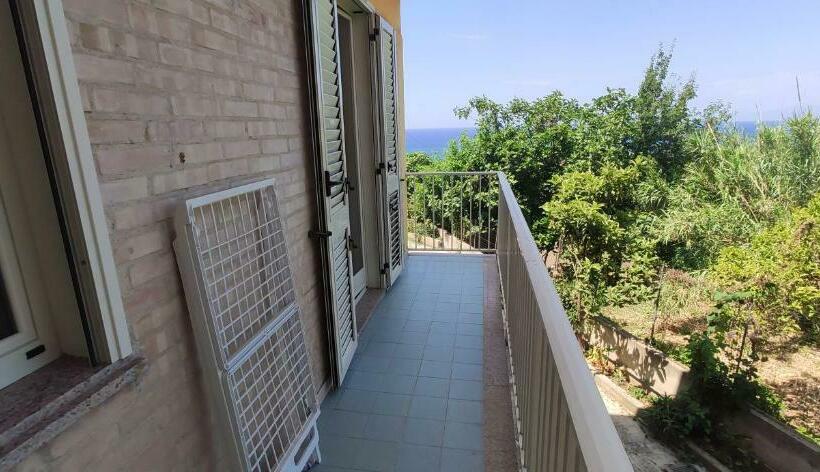 Номер Стандарт, Appartamento Monolocale N3 Balcone A Briatico 2 Min Dal Mare E 15 Min Da Tropea