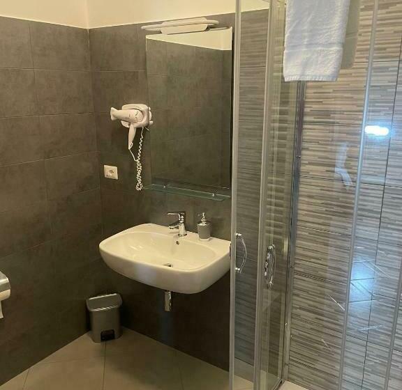 Номер Стандарт, B&b Menna Vence