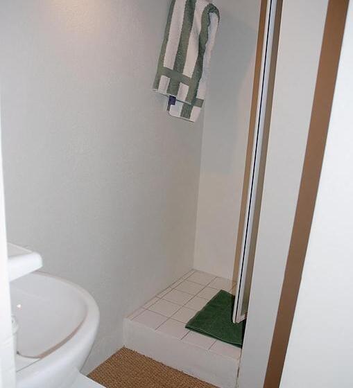 Номер Стандарт Трехместный, Chambre Panda La Garonne